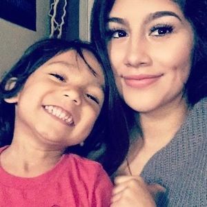 Meet your Posher, Shaila